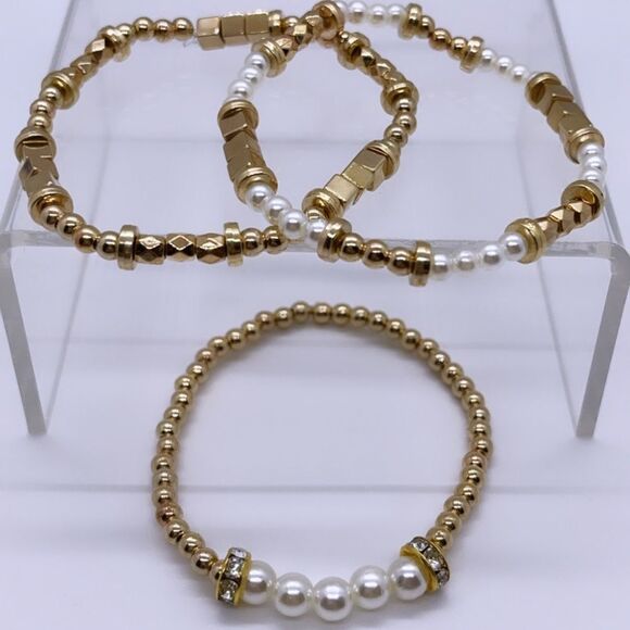 NWT Wool + Pepper Co. Gold & Pearl Bracelet Stack - Picture 3 of 4